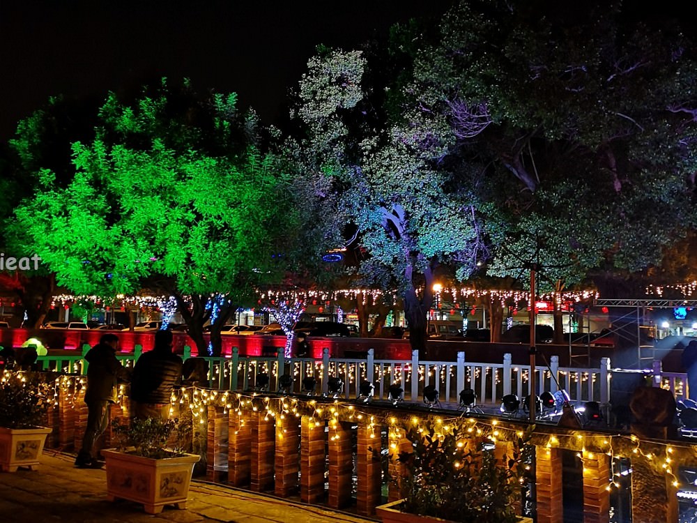 鹿港四季紅－春來賜福迎金鼠│2020鹿港燈會在文武廟，除夕還有點燈水舞儀式喔！