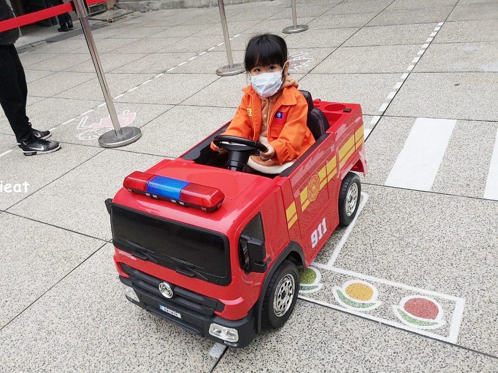 消防博物館│新竹免費親子景點，新竹免門票景點，讓小孩體驗當消防員吧！
