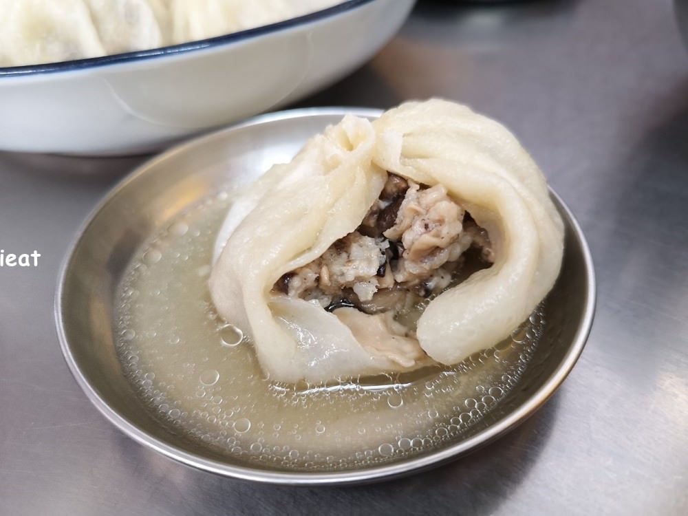 莊手工鮮肉湯包│彰化湯包推薦 彰化鼎泰豐 全新推出香菇鮮肉湯包，超有香菇味。