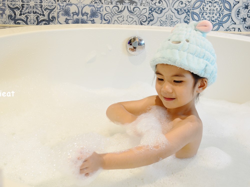全日興毛巾│嬰兒浴巾推薦、嬰兒毛巾推薦！柔順觸感，讓小朋友的肌膚也能受到溫柔對待。