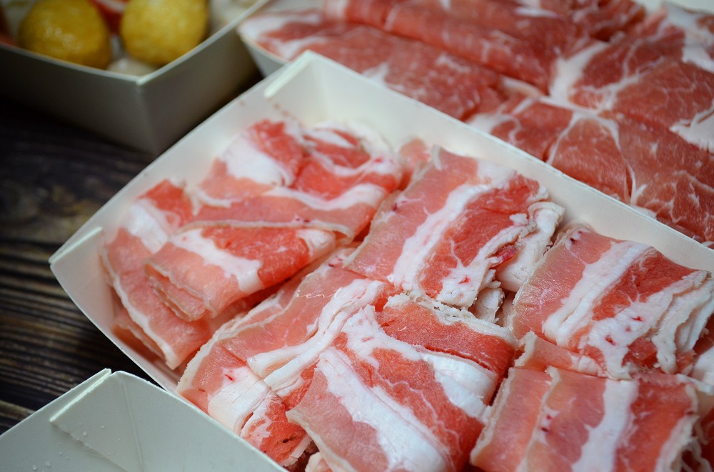 2022樂多多集團旗下火鍋第一品牌-肉多多推出肉多多火鍋外帶餐，超殺！2kg肉肉只要＄９９９！