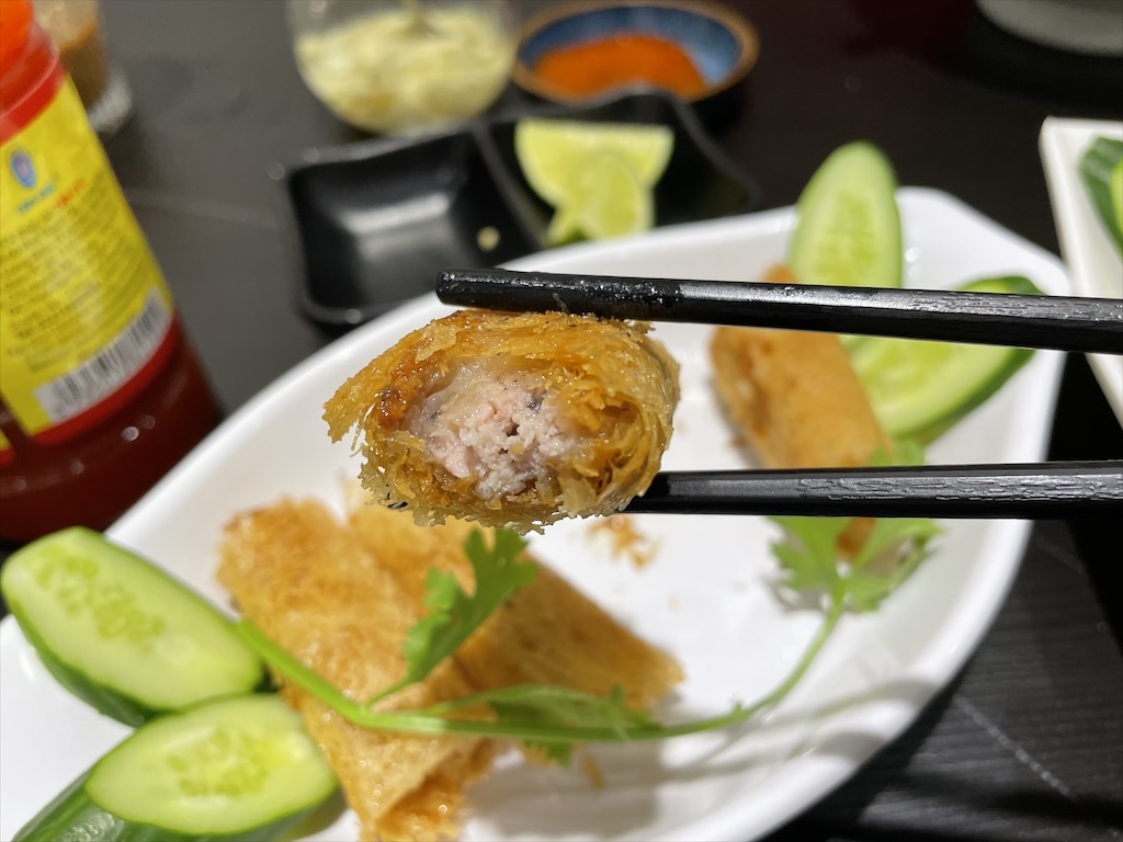 沐沐越式餐館Mộc Mộc｜員林新開幕越南料理，一秒飛越南的網美打卡牆！