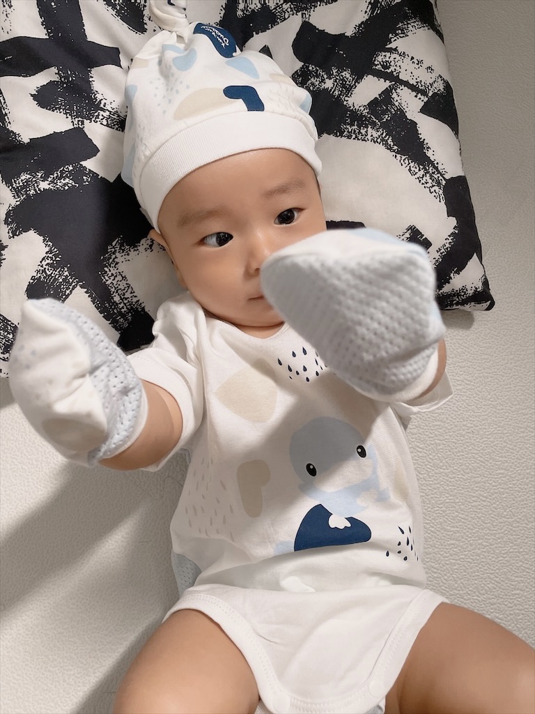 酷咕鴨｜MIT台灣製造的嬰兒包巾第一品牌，超好眠洞洞成長包巾禮盒超適合當彌月禮！