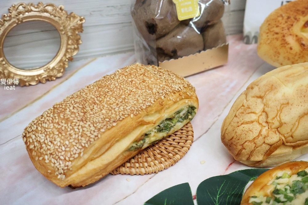 胖加烘焙 彰化自強店｜彰化市超夯麵包店，超可愛麵包可要早一點來買才買得到喔！